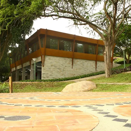 Oasis Hotel Spa-3